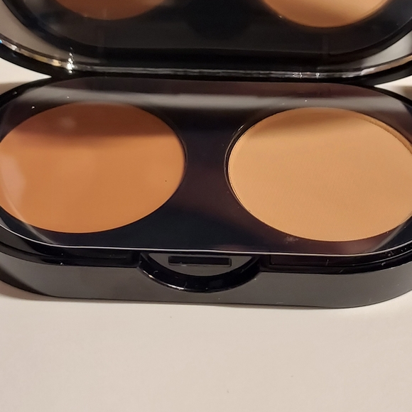 BOBBI BROWN Creamy Concealer Kit *ALMOND* / .11 oz / New in box - Picture 3 of 5